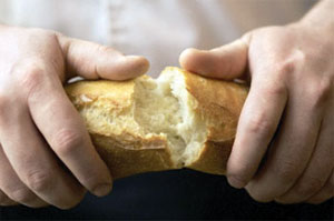 تهیه نان تازه ای از نان خشک