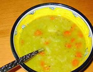 سوپ معطر مرغ و قارچ