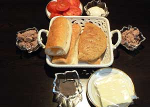 ساندویچ ماهی تن مذاب (Tuna Mellt)