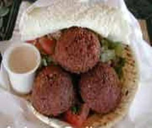 ساندویچ فلافل عربی