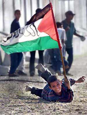چه كسی مشكلات و دردهای فلسطینی ها را درك می كند