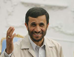 مروری بر دیدگاه های احمدی نژاد در سیاست خارجی