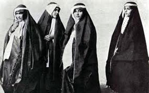 ریشه های کشف حجاب در ایران