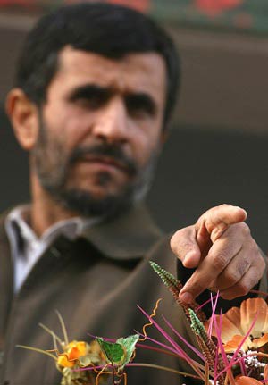 احمدی نژاد مرد کارهای بزرگ