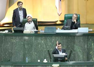 روزی که احمدی نژاد با مجلس شوخی کرد
