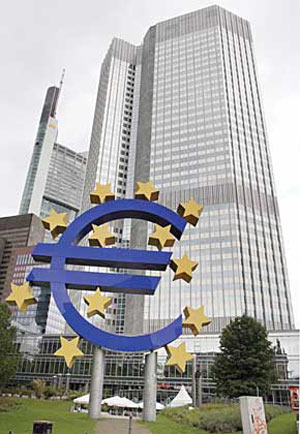 اتحادیه اروپا غول اقتصادی , کوتوله سیاسی
