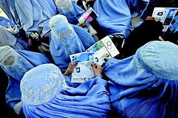 انتخابات افغانستان قدمی در تاریكی