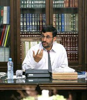 انتخابات دهم, احمدی­نژاد و فلسفه تاریخ
