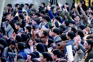 حركت های دانشجویی و هدایت نگرش سیاسی در جوامع اسلامی