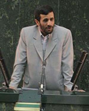 پشت پرده نامه تند احمدی نژاد به رئیس مجلس