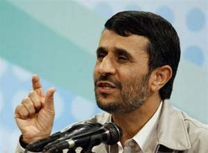 احمدی نژاد و اصولگرایی