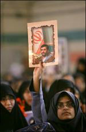 حمایت از احمدی نژاد چهار گزینه و یک عبرت