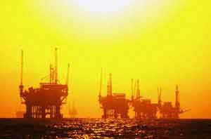 مركز ثقل نفت جهان در بحران