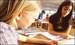 عوامل موثر در ترک تحصیل دانش آموزان