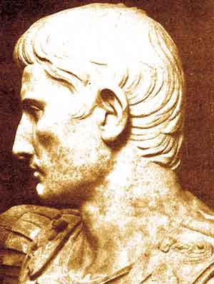 هنر اتروسك هنر رومی امپراتوری پیشین«پیكرتراشی از چهره های فردی»