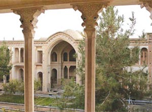 معماری ایرانی معماری درون گرا