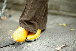 کفپوش زرد همینگوی