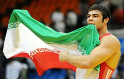 قهرمان محروم ایران در رینگ MMA