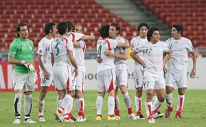 موانع درآمدزایی در فوتبال ایران