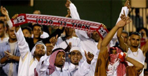 شیوخ عرب از فوتبالیست فقط انتظار دریبل کردن و گل زدن دارند