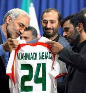 عمق نگاه احمدی نژاد به ورزش