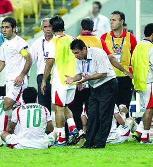تیم بزرگ ایران به مربی کوچکش باخت