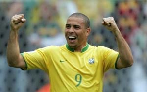برزیل صعودكرد, رونالدو به تاریخ پیوست