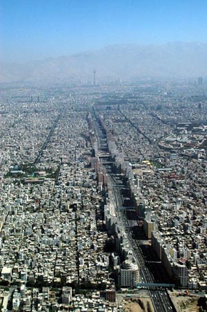 مدیریت شهری در ایران قاعدهٔ پایدار حقوقی ندارد