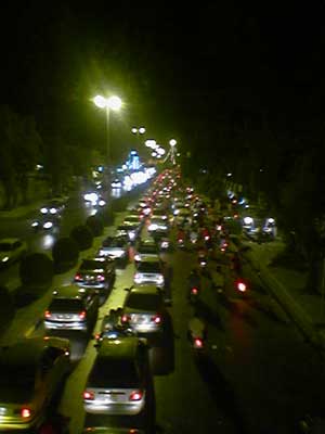 مامور راهنمایی و رانندگی هم می تواند ترافیک پایتخت را کور کند