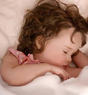 چه کنیم که کودک مان راحت بخوابد