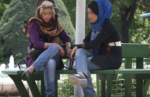 بی حجابی نوعی هنجار شکنی اجتماعی در جامعه امروز ایران
