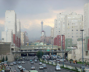 محله های تهران, درگیر بی هویتی