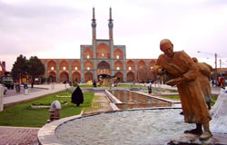 سفر به یزد, هزارتوی تاریخی ایران