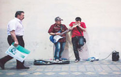 موسیقی در خیابان های شهر