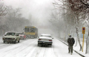 همه نکته هایی که باید در مورد رانندگی در زمستان بدانید