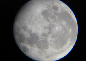 ای بشر ماه را نظاره کن