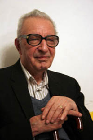 پرویز شهریاری, معلم سوم