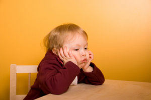 چه عواملی موجب نگرانی و اضطراب کودکان می شود