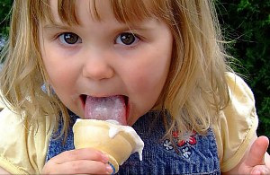 باید و نبایدهای مصرف بستنی برای کودکان