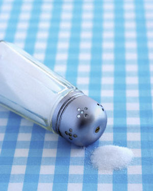 ۲۰ راه برای کاهش مصرف نمک