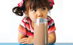 شیر و شکلات را با هم مصرف کنید