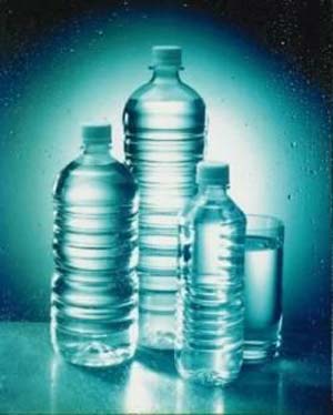 آب معدنی منجمد شده می تواند سرطان زا باشد