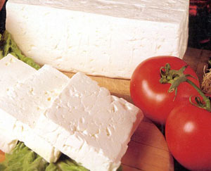 آب انداختن پنیر یعنی نقص در مسیر تولید