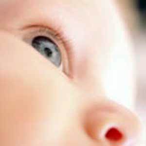 چگونه نوزاد از بینایی طبیعی و چشمانی سالم بهره مند می شود