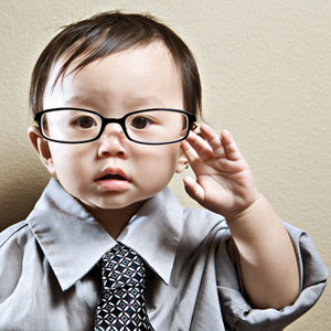 اگر شما عینکی باشید, فرزندتان هم عینکی می شود