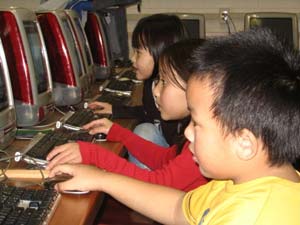 اثرات کاربرد رایانه بر بینایی کودکان