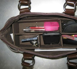 خطرات جدی در کیف های زنانه