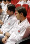 بررسی نظرات دانشجویان پزشکی در مورد علل انتخاب رشته پزشکی و شناخت از آینده شغلی در دانشکده پزشکی دانشگاه تهران برخورد دو رویکرد کمی و کیفی