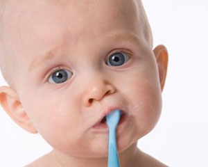 تسکین درد دندان درآوردن کودکان