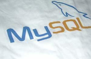 مروری بر MYSQL